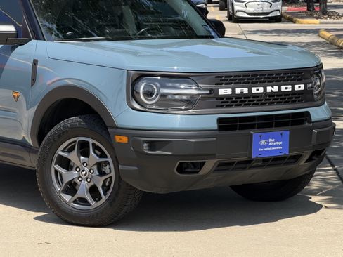 Certified 2023 Ford Bronco Sport Badlands AWD/4WD image 2