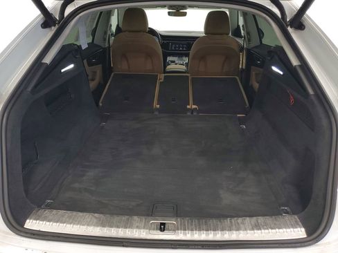 Used 2019 Audi Q8 Premium w/ Convenience Package image 26