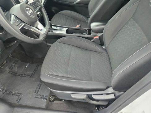 Used 2023 Nissan Kicks SV image 21