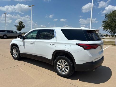 Used 2024 Chevrolet Traverse LS AWD/4WD image 2