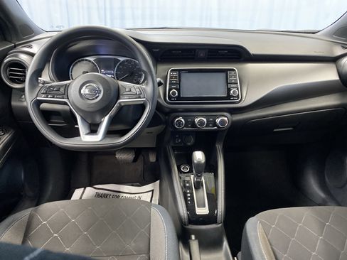 Used 2018 Nissan Kicks S image 26