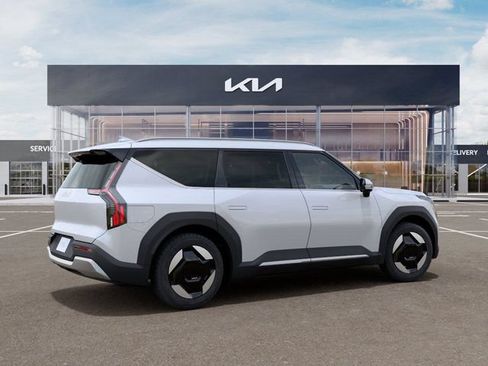 New 2026 Kia EV9 Wind AWD/4WD image 6