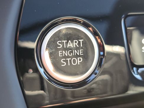 New 2025 Audi Q5 Premium Plus image 25