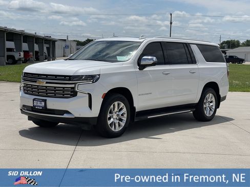Used 2021 Chevrolet Suburban Premier w/ Premium Package image 1