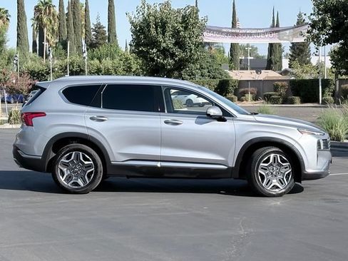 Used 2022 Hyundai Santa Fe Limited FWD image 4