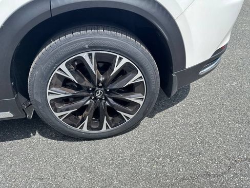 Used 2024 MAZDA CX-90 Plug-In Hybrid w/ Premium Plus AWD/4WD image 9