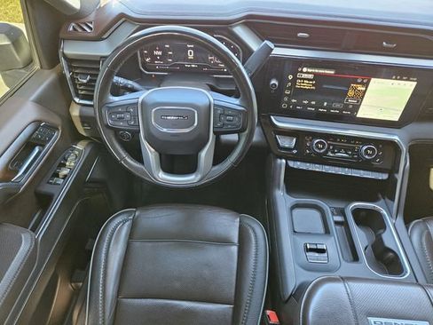 Used 2024 GMC Sierra 2500 Denali w/ Denali Reserve Package AWD/4WD image 28