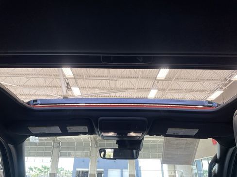 Certified 2025 Nissan Frontier PRO-4X w/ Pro Premium Package image 15