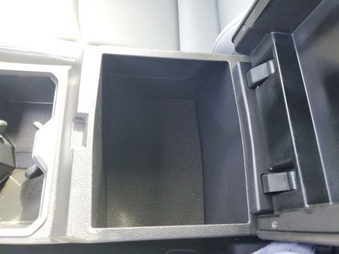 Used 2024 Toyota Tacoma SR5 image 28