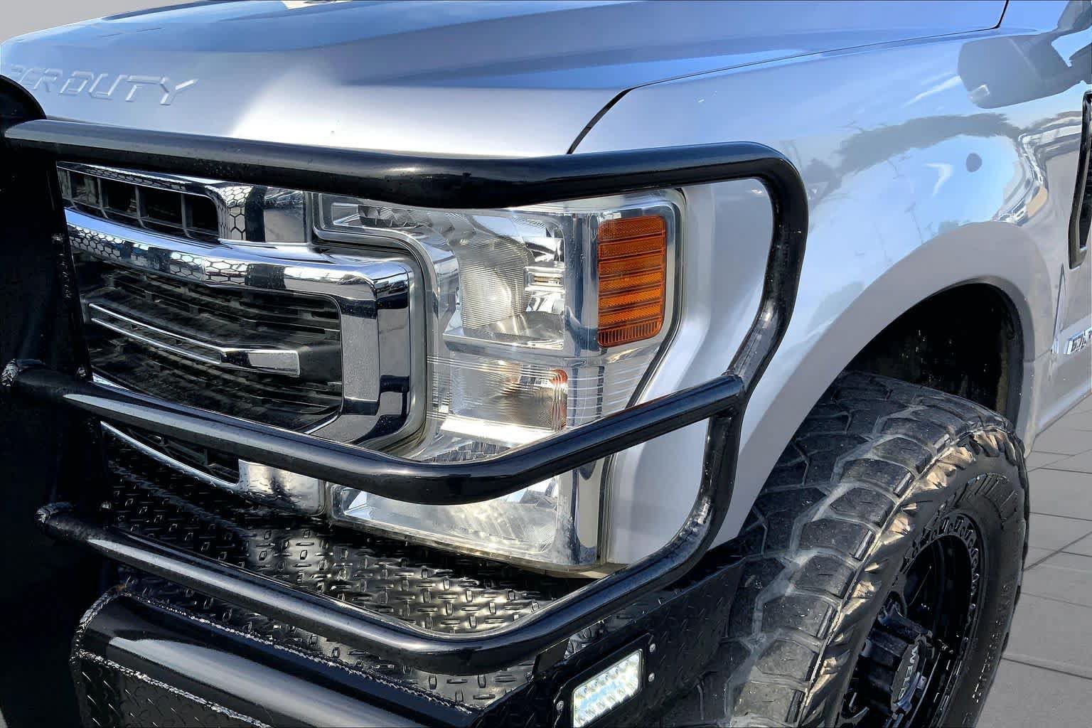 Certified 2020 Ford F250 Lariat w/ Lariat Ultimate Package AWD/4WD image 24