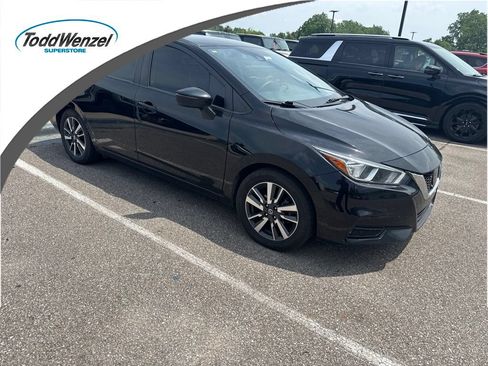 Used 2021 Nissan Versa SV FWD image 1