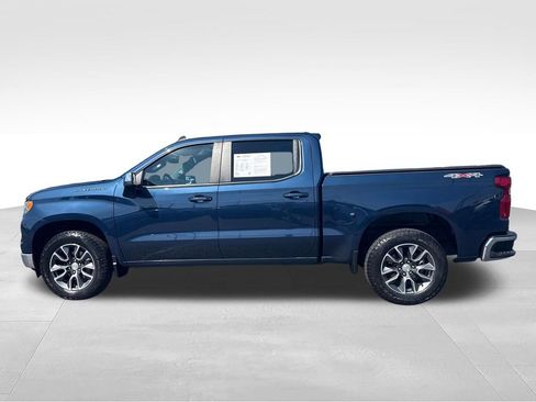 Used 2023 Chevrolet Silverado 1500 LT AWD/4WD image 3
