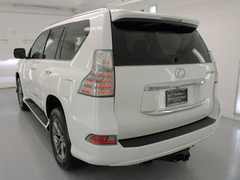 Used 2017 Lexus GX 460 Premium image 7