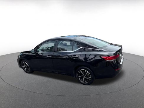 Used 2025 Nissan Sentra SV FWD image 10