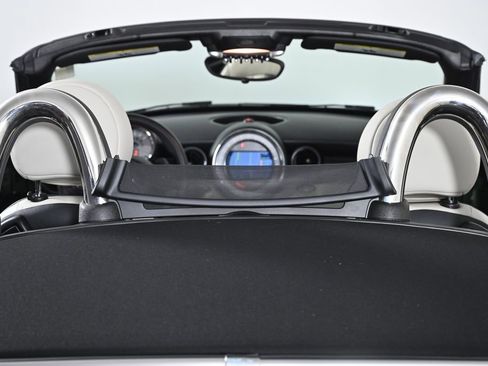 Used 2015 MINI Cooper Roadster S image 24