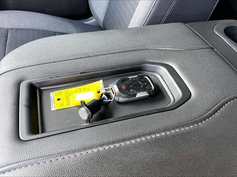 Used 2021 Chevrolet Silverado 1500 LT Trail Boss w/ Bed Protection Package AWD/4WD image 14