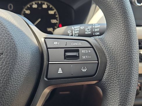 New 2027 Honda HR-V LX image 11