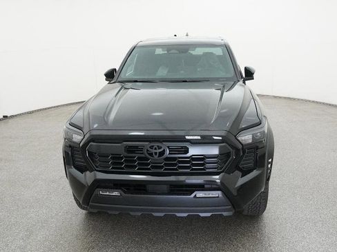 New 2025 Toyota Tacoma TRD Off-Road image 32