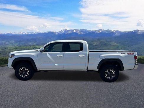 Certified 2023 Toyota Tacoma TRD Off-Road AWD/4WD image 2