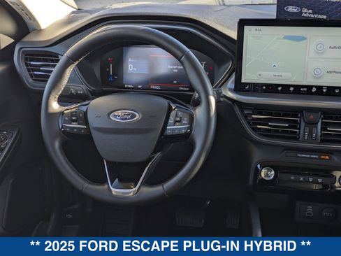 Certified 2025 Ford Escape PHEV image 17