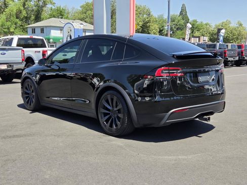 Used 2025 Tesla Model X AWD/4WD image 7