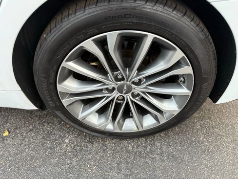 Used 2016 Hyundai Genesis 3.8 w/ Option Group 02 image 40