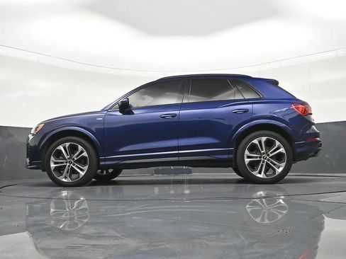 Used 2021 Audi Q3 2.0T Premium w/ Convenience Package AWD/4WD image 24