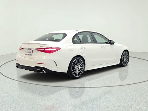 Used 2023 Mercedes-Benz C 300 4MATIC Sedan image 5