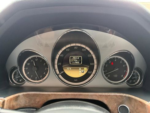 Used 2012 Mercedes-Benz E 350 4MATIC Sedan image 14