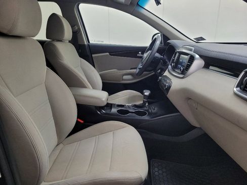 Used 2020 Kia Sorento LX FWD image 21