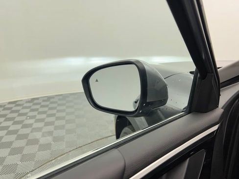 Used 2024 Mitsubishi Outlander SE image 26