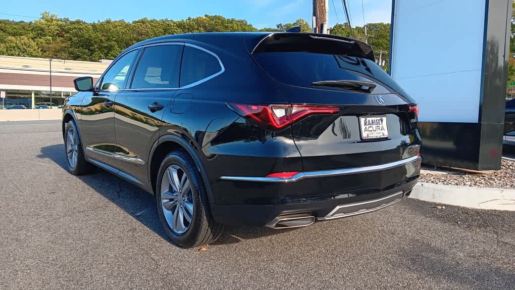 Used 2026 Acura MDX SH-AWD image 3