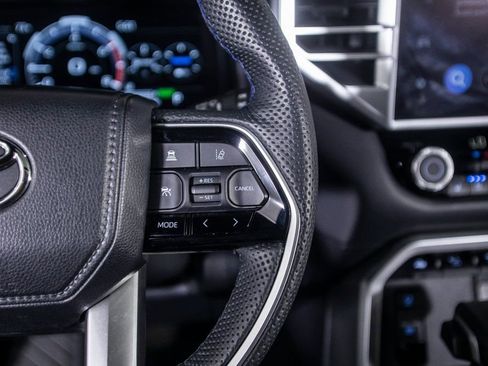 Used 2024 Toyota Sequoia Platinum image 35