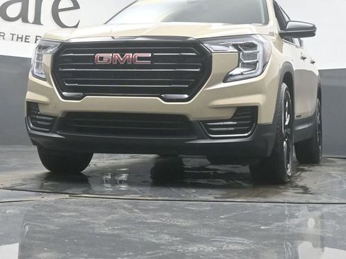 Used 2023 GMC Terrain SLE w/ Driver Convenience Package image 55