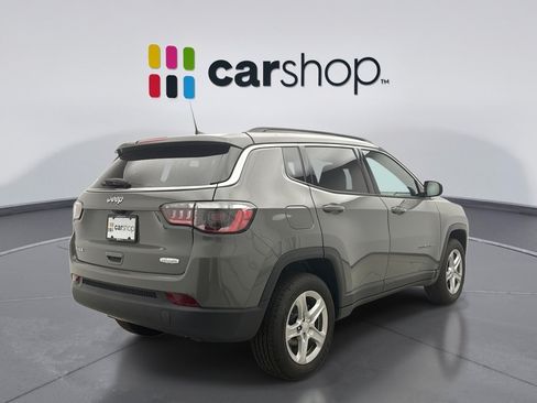 Used 2023 Jeep Compass Latitude AWD/4WD image 5