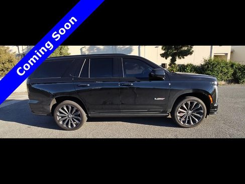 Used 2025 Cadillac Escalade V AWD/4WD image 8