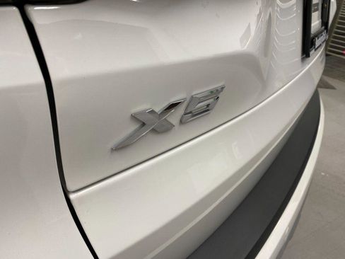 Used 2024 BMW X5 xDrive50e image 22