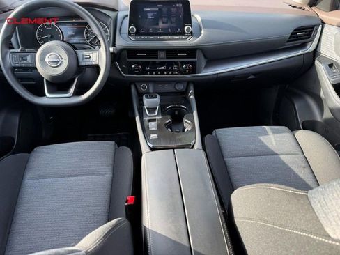 Used 2023 Nissan Rogue SV FWD image 14