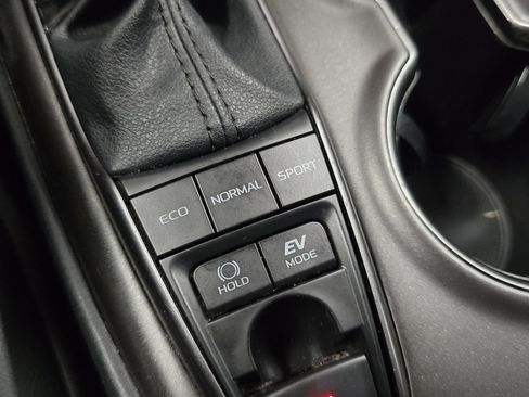 Certified 2024 Toyota Camry XSE w/ Navigation Package image 8