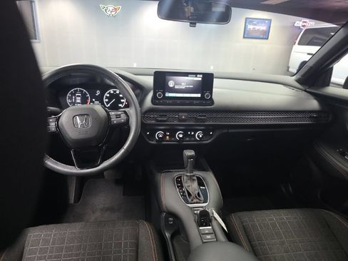 Used 2025 Honda HR-V Sport image 16