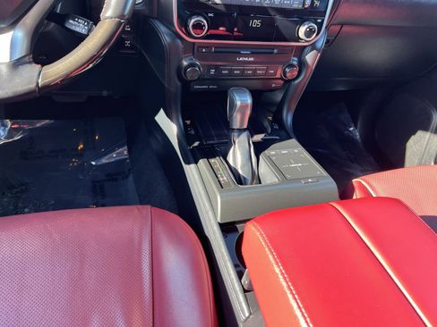 Used 2023 Lexus GX 460 Premium w/ Premium Package image 23