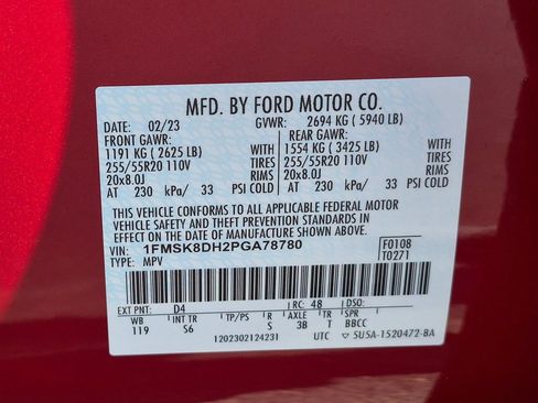 Used 2023 Ford Explorer XLT w/ Equipment Group 202A AWD/4WD image 30