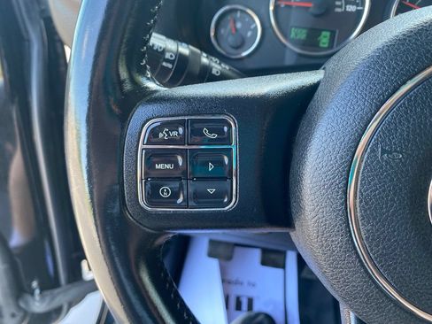 Used 2013 Jeep Wrangler Sahara w/ Dual Top Group AWD/4WD image 24