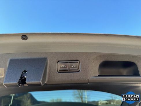 Certified 2023 Kia Telluride EX w/ EX Captain's Chair Package image 20