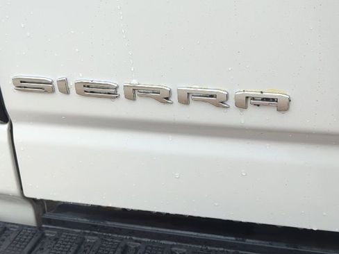 Used 2022 GMC Sierra 2500 Denali w/ Denali Ultimate Package image 32