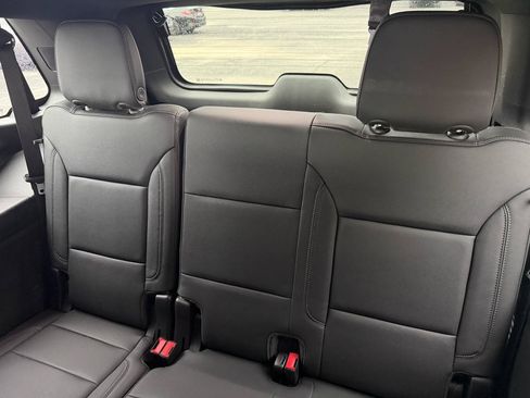Used 2022 Chevrolet Tahoe LT w/ Luxury Package AWD/4WD image 21