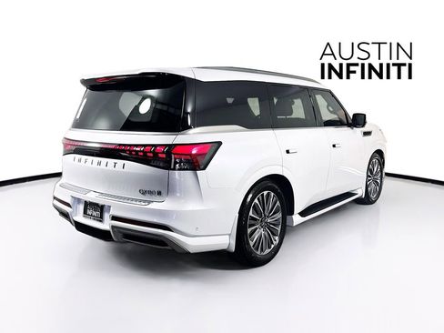 New 2026 INFINITI QX80 Luxe w/ Cargo Package image 9