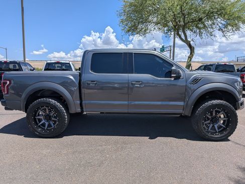 Used 2019 Ford F150 Raptor w/ Equipment Group 802A Luxury AWD/4WD image 4
