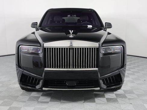 New 2026 Rolls-Royce Cullinan AWD/4WD image 10