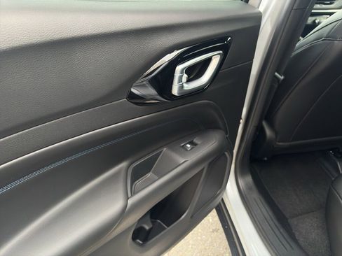 New 2026 Jeep Compass Latitude image 16